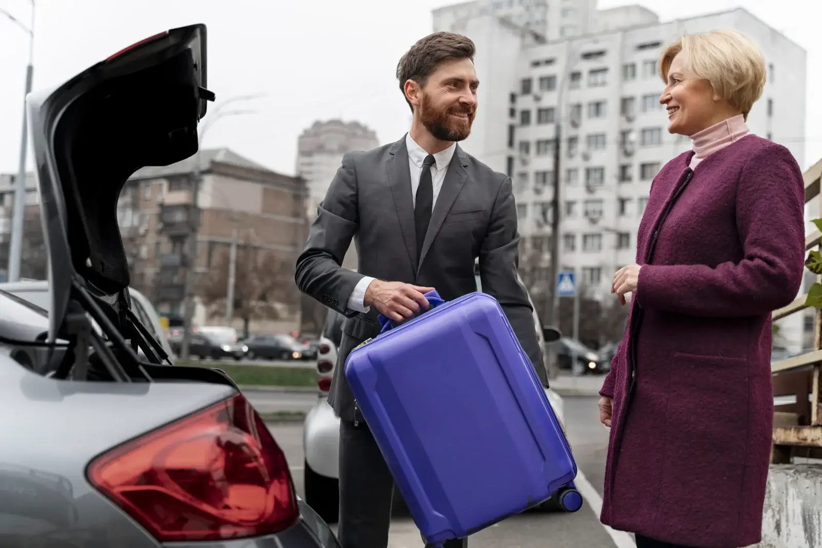 Best chauffeur service in Melbourne with luxury cars and professional drivers